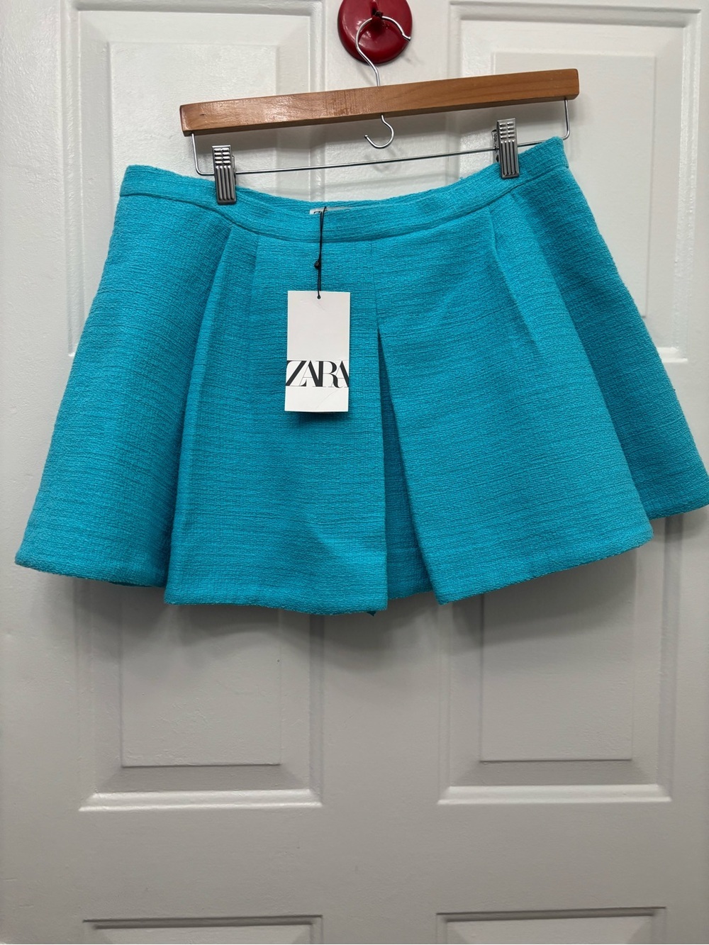 ZARA 100% Cotton Turquoise Textured Pleated Skort